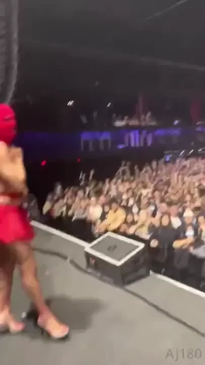 For those of you asking i am one of pussy riot s backup dancers and i part 7 