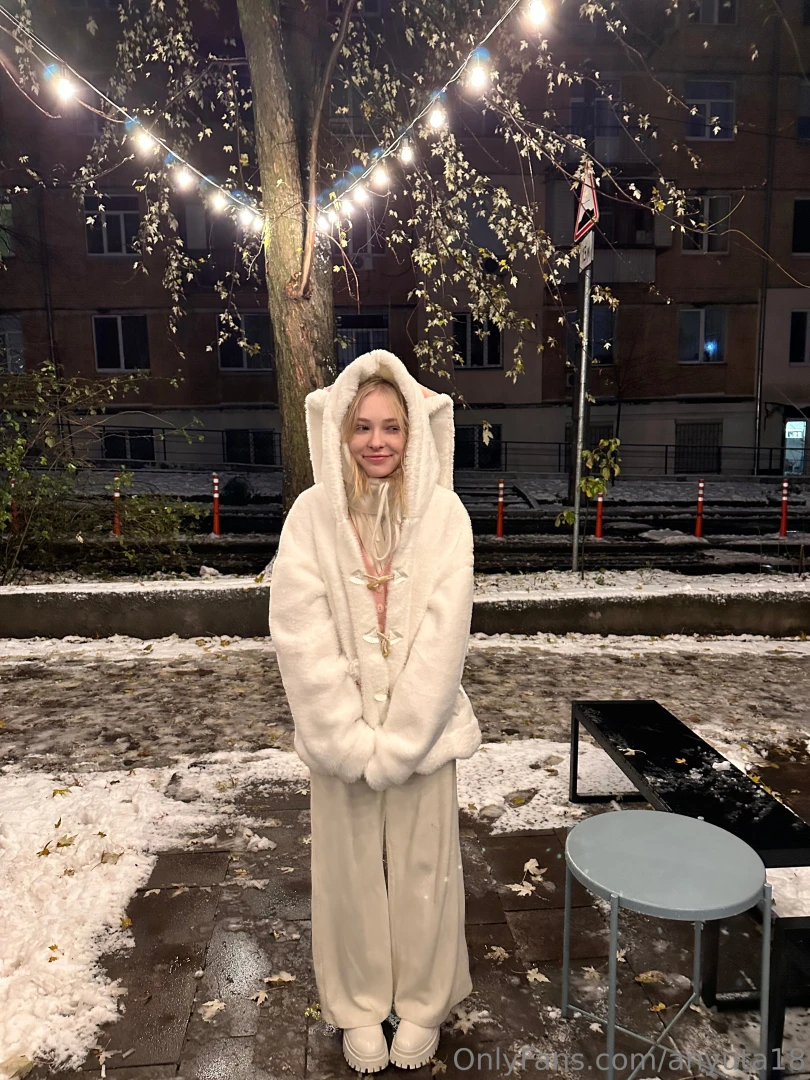It is cold outside but warm in my heart your little white bunny part 1 