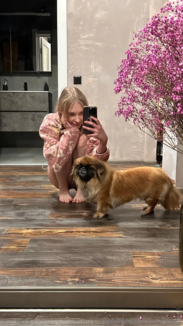 Just me and my emotional support nimal except i think i support her 