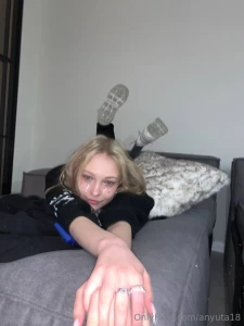 Do you want me to tell you a secret i m just a sweet dream that will part 1