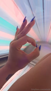 Rainbow light therapy solarium