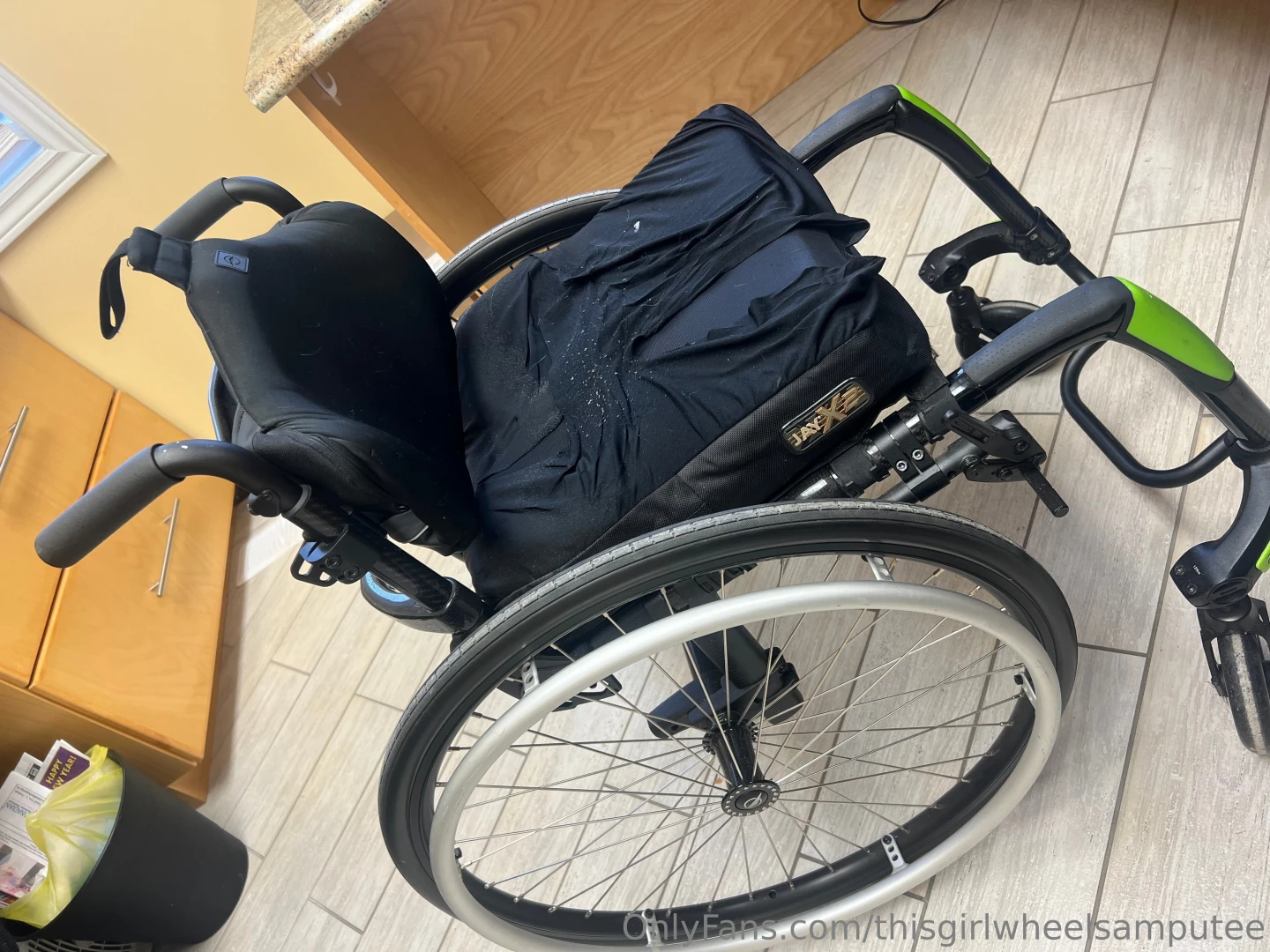 Hello fans meet my new chair the only problem is that funding does not 