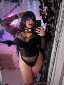 Hinata set i looove these pics if you want the nudies of this set just part 1