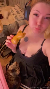 I am online on twitch atm playing phasmophobia https m twitch tv