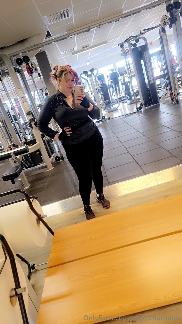 40 mins of hard exercise for shoulder arms back and glutes part 1 