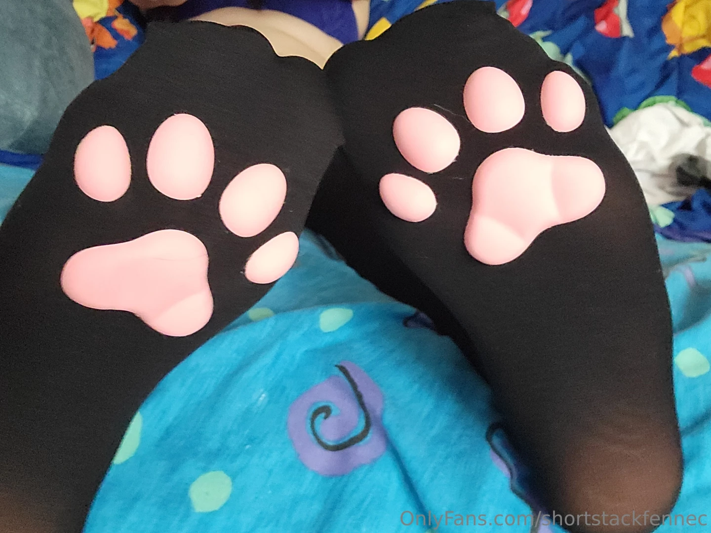 Do you like my cute little paws i bet you wanna touch my toe beans and part 1 