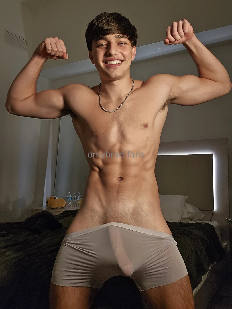 Hey guys hows my cock looking today dm me for new vid 