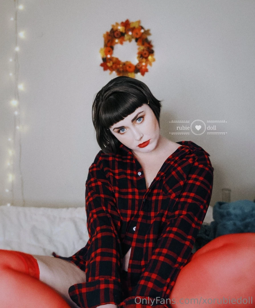 Come say hi onlyfans com rubie_doll 