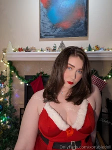 Uploading new christmas photos join for 5 today onlyfans com