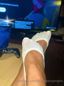 I m in love with therese silky socks and my fresh pedi part 2