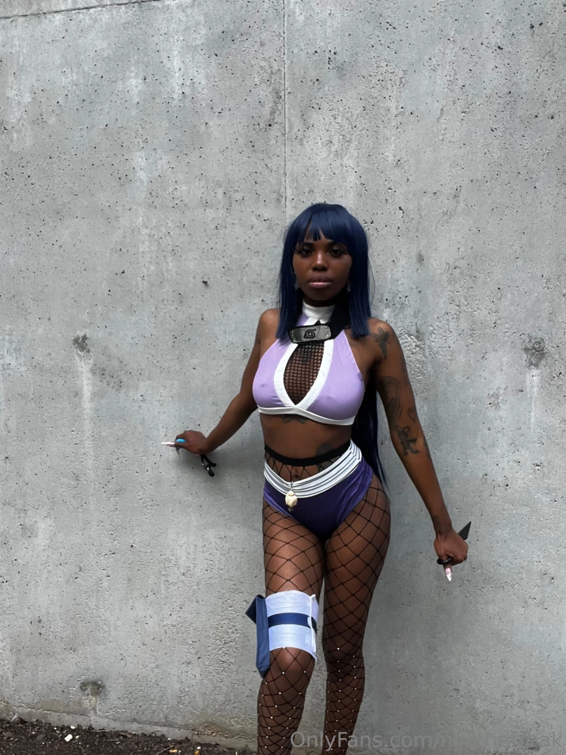 I need you to cum strip this leather off 