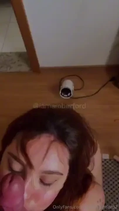 Espero te deixar com tes o me vendo assim completo logo abaixo 