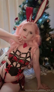 Christmas set pt 2 feet feet heavy set but also super hot views of my