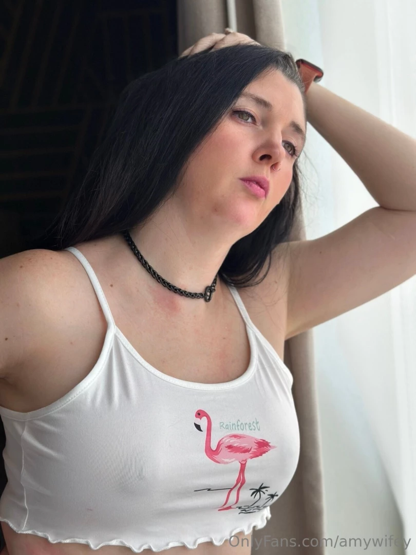 I want to be your own personal pleasure playground 