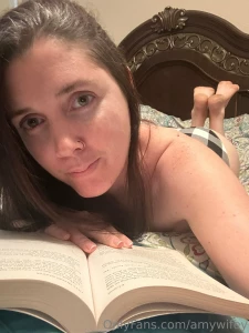 I m online and active now come and talk to me