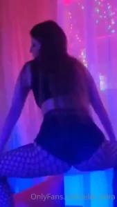 I love twerk want to see it no matter what you do in life make sure