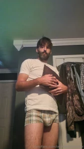 Hey beautiful which one do you prefer to see when my pants come off part 5