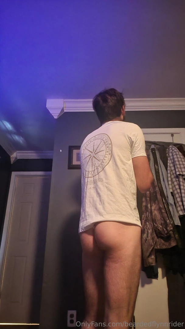 Hey beautiful which one do you prefer to see when my pants come off part 1 