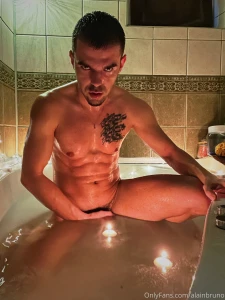 Don t just look at me take off your clothes and come inside the