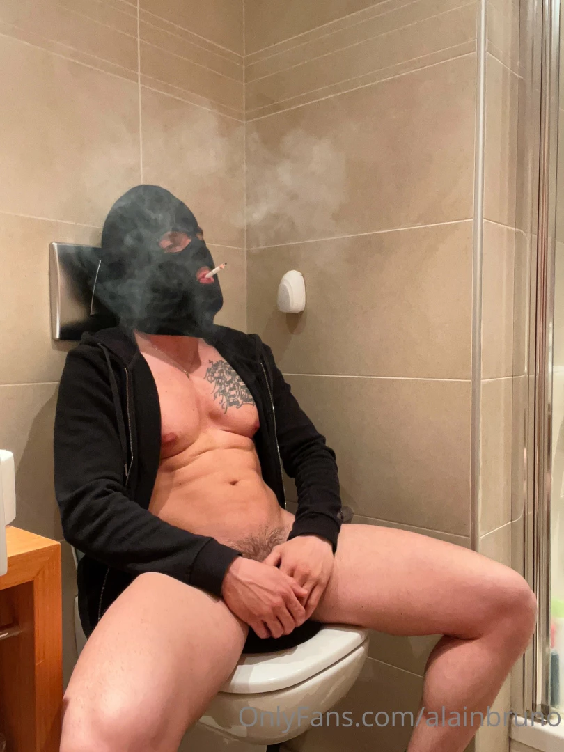 Testing the smoke detector 