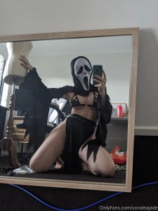 Got my sewing machine set up at my new house and made you this part 1