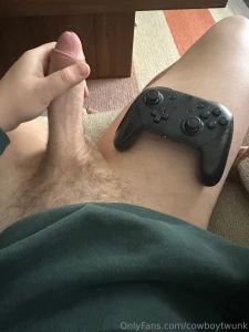 There s just something about sunday morning video games and stroking part 1