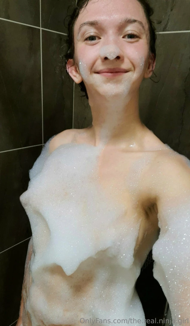 Happy bubble wobble day there is nothing better than good bubble bath 