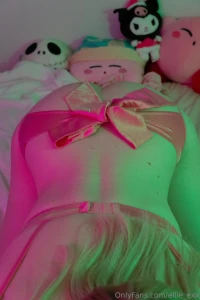 Unwrap me do y all like the different color mood lighting i ve been part 7