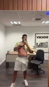 My office empty now and i really wanna make some trouble who join to a