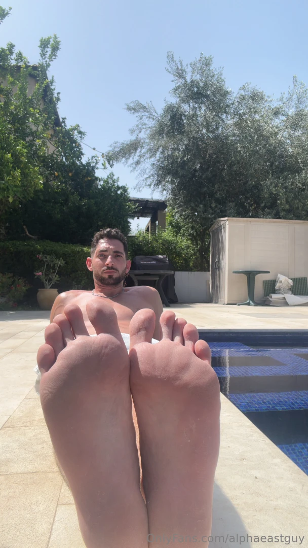 You re begging for it but i m enjoying watching you struggle 