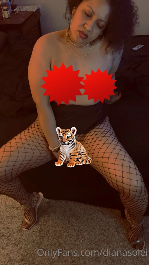 Watch me fuck myself til i cum plus pics 