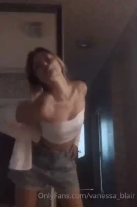 Dance with me honey let me feel you are close to me