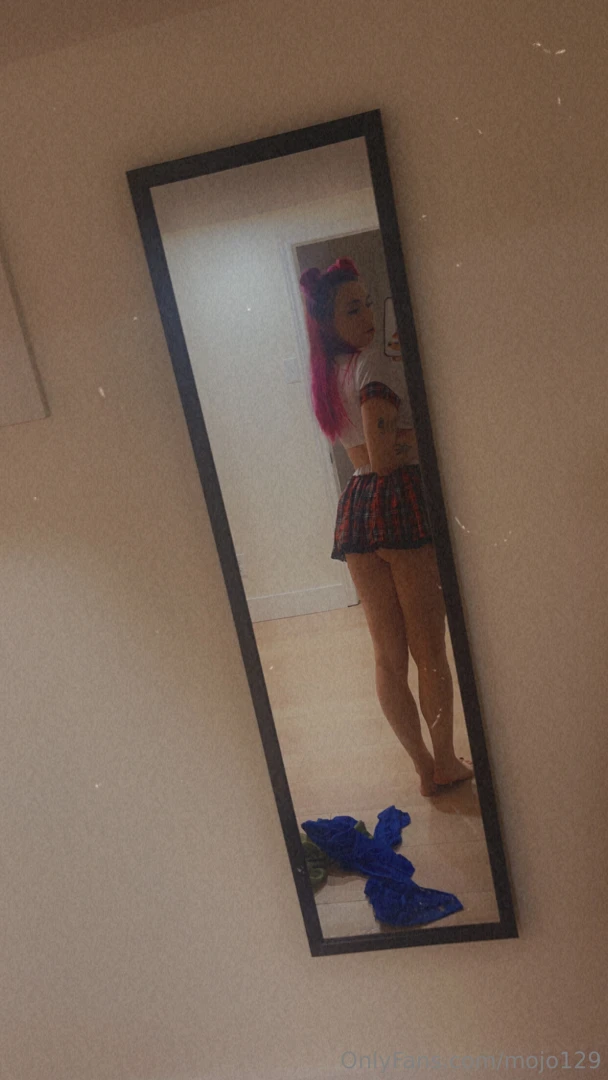 Brought back an old outfit do u like it part 1 