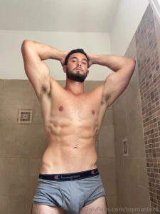 Wanna see what happens when daddy takes a steamy shower watch me