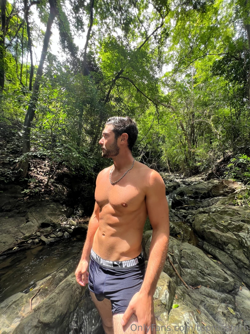 Like my last 10 posts to get an exclusive photo 