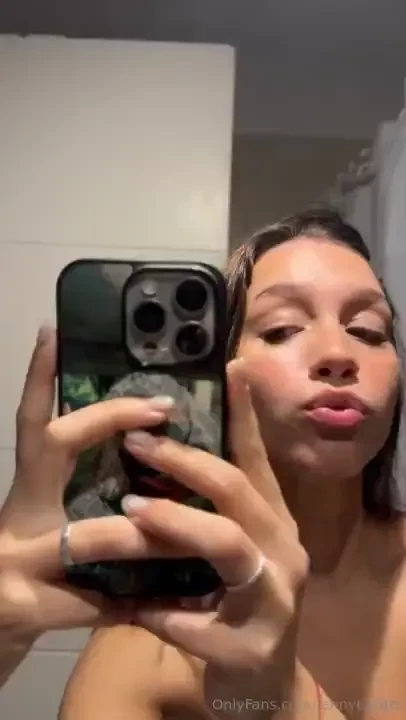 Let me give you a biiiiig kiss 