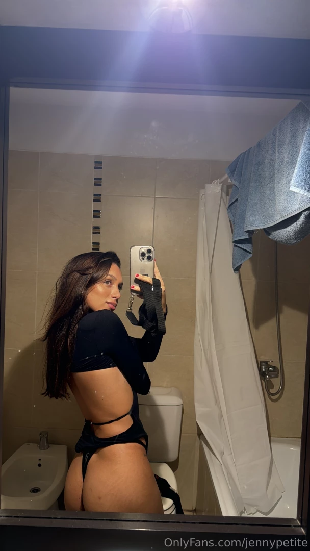 This babygirl got so many slutty things in mind 