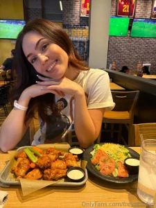 What s your wing order