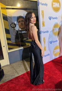 Just a little peek of what i wore last night you guys are the first to