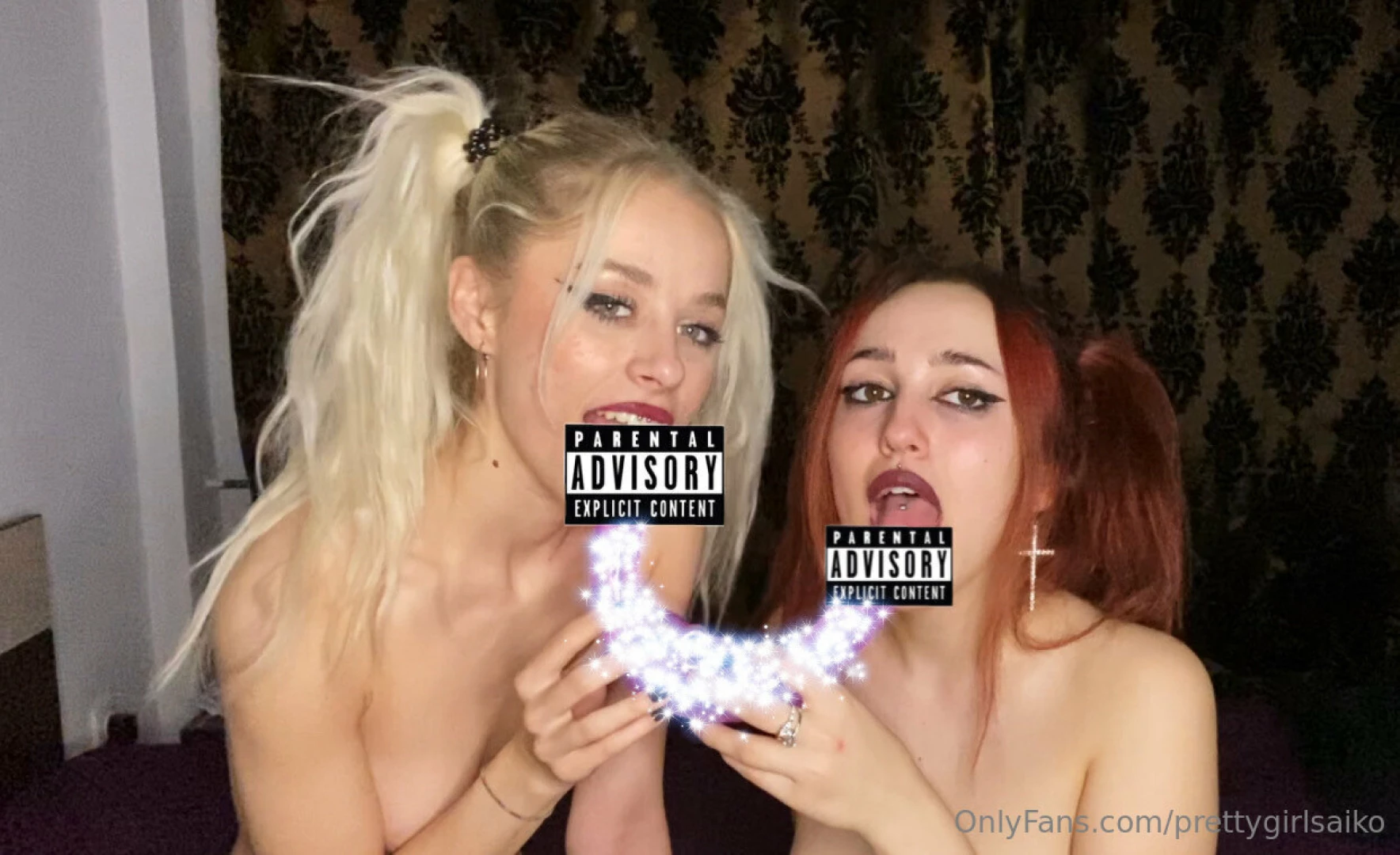 Double dildo blowjob with chiaretta x we both suck this dildo and we 