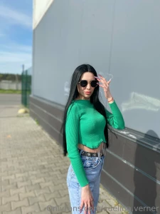 Does green suit me part 15