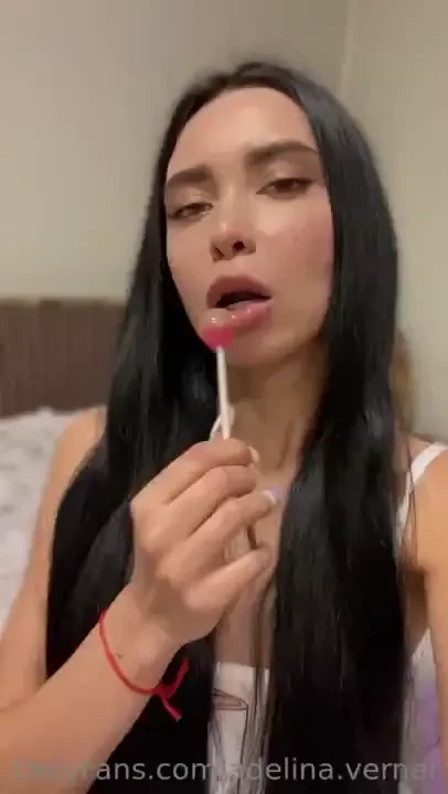 Hi baby i have something special for you send me some tips to see it 