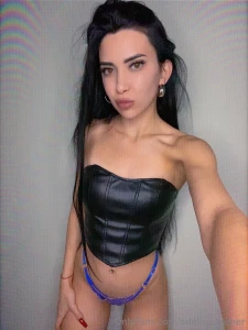 I don t wear earrings often but sometimes i wear them i think i look