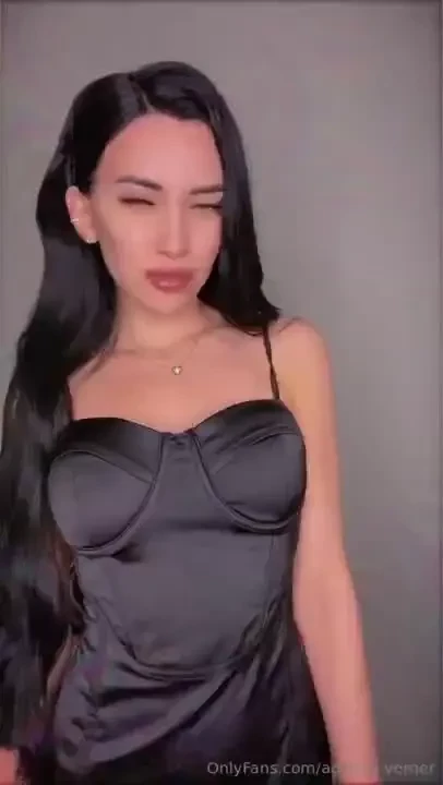 I decided to make my hair wavy as i think it turned out cute but not 