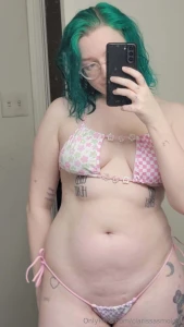 I got a bunch of new outfits for the new club i m dancing at hmu with part 4