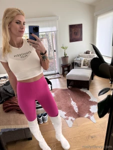 Monday means big loads first on the barbell at the gym and then later part 2