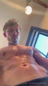 I am back pussies hit me up if you want something if you want to be