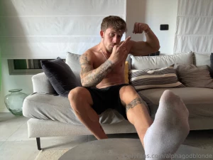 Your whole purpose is to serve me and wishes i m everything you ever