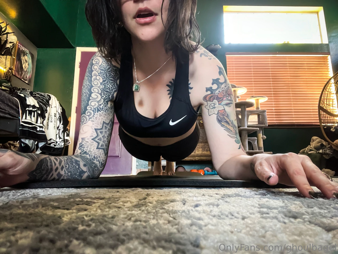 I m too shy to take photos or record in the gym but i ll happily do it part 1 