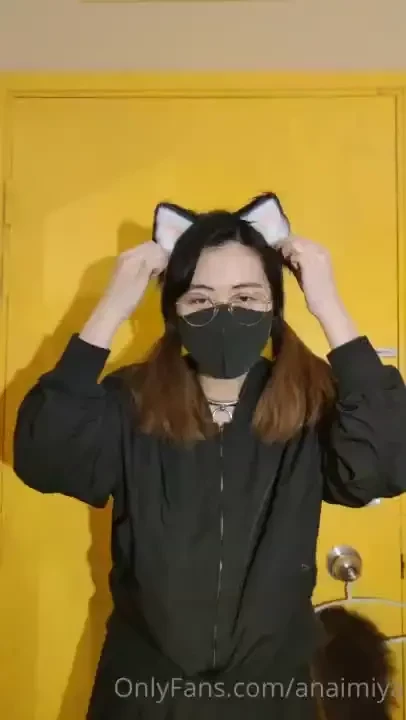 Buss it buss it it s time to make a choice which mimi you wanna pet part 1 